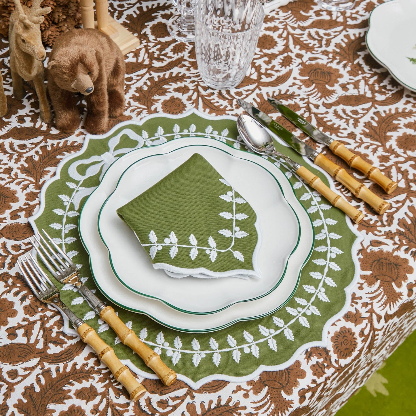 Green Bow Laurel Napkins (Set of 4)