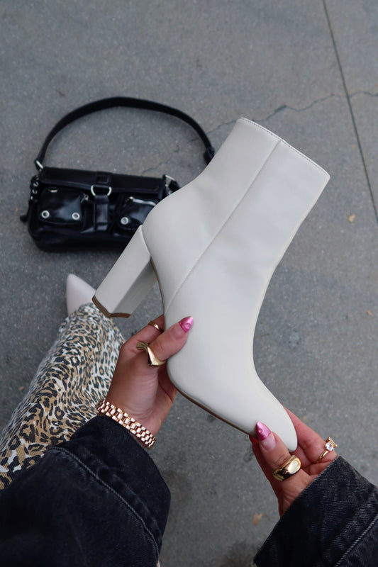 Social Season Block Heel Ankle Boots - White