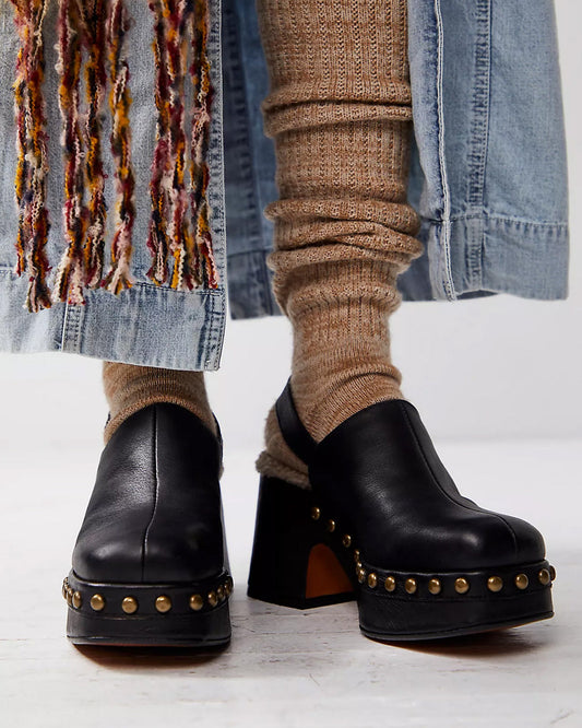 Autumn Studded Platform Clog - Black