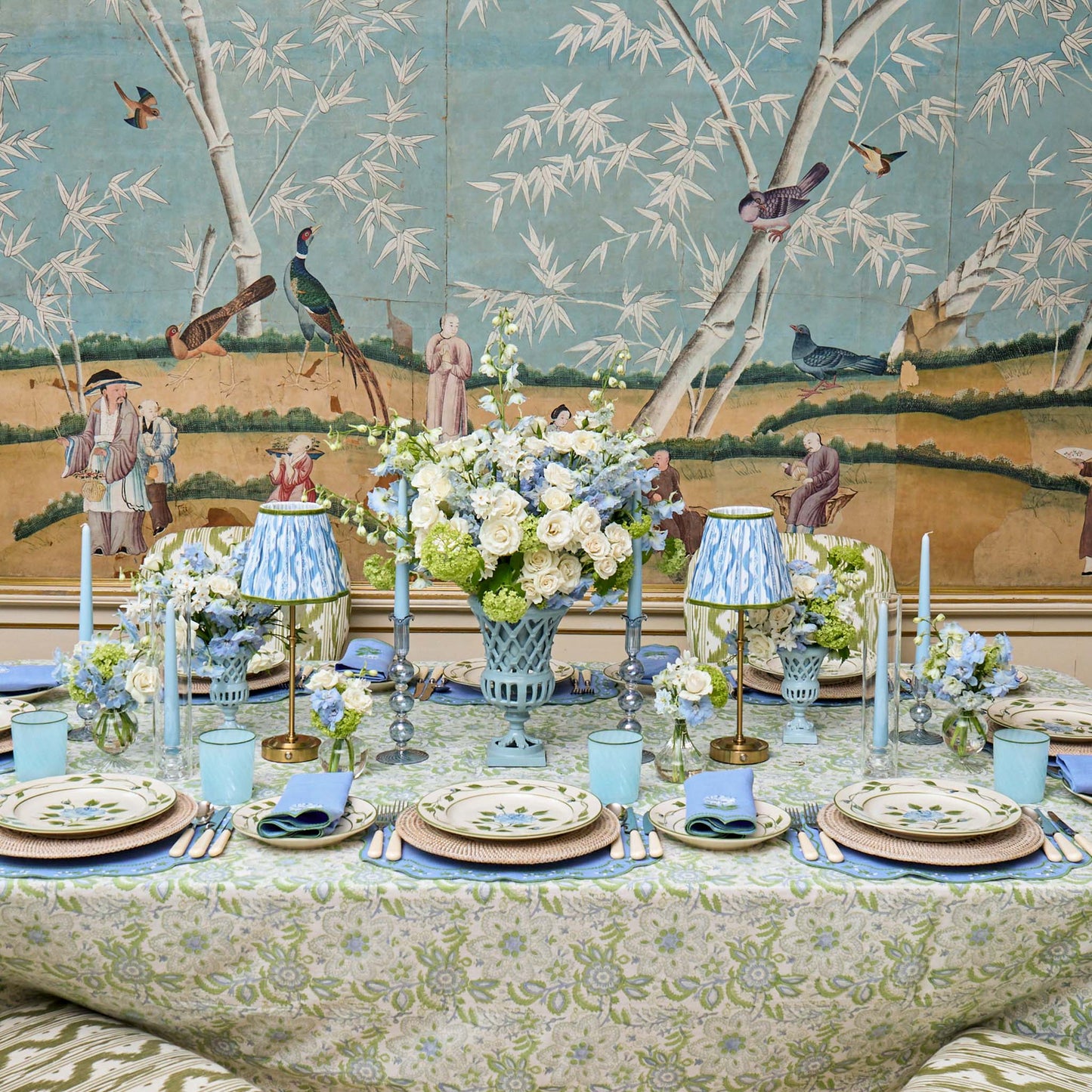 Blue Rose Bud Dinner Plates (Set of 4)