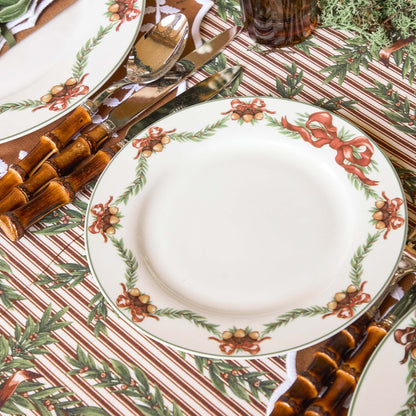 Acorn Garland Starter Plate (Set of 4)