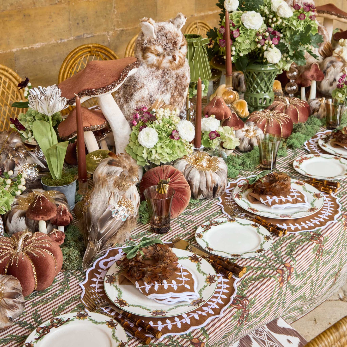 Acorn Garland Starter Plate (Set of 4)