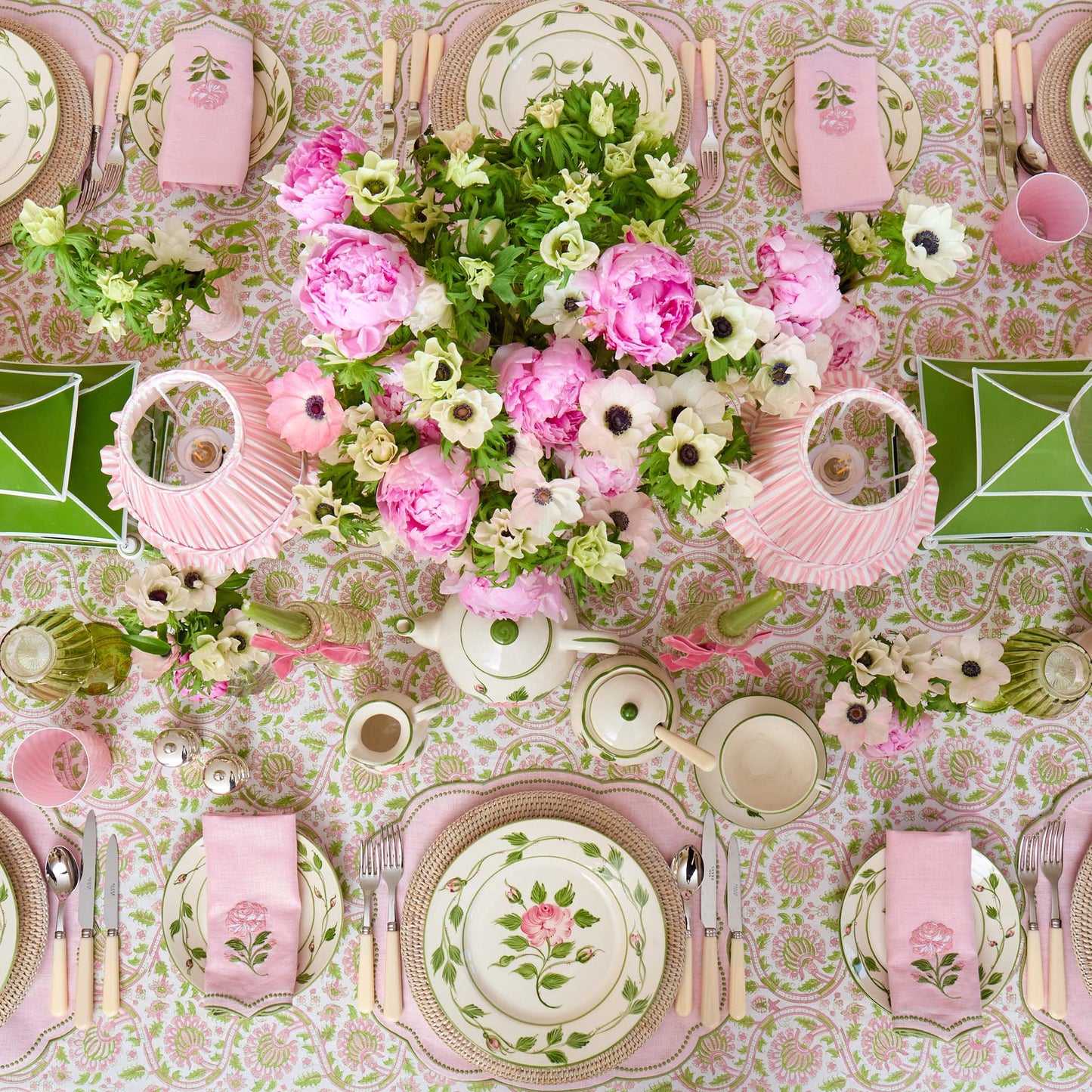 Rose Bud Dinner & Starter Plates (Set of 8)