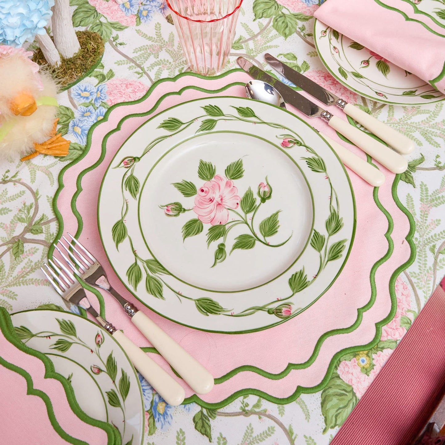 Rose Bud Dinner Plates (Set of 4)